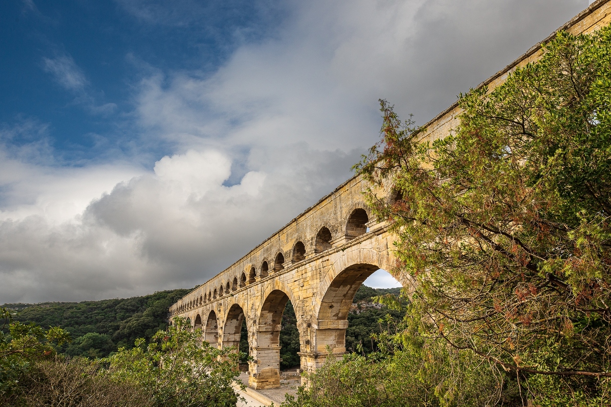 JMP Pont du Gard f13 Iso160 1.30s 16mm.jpg